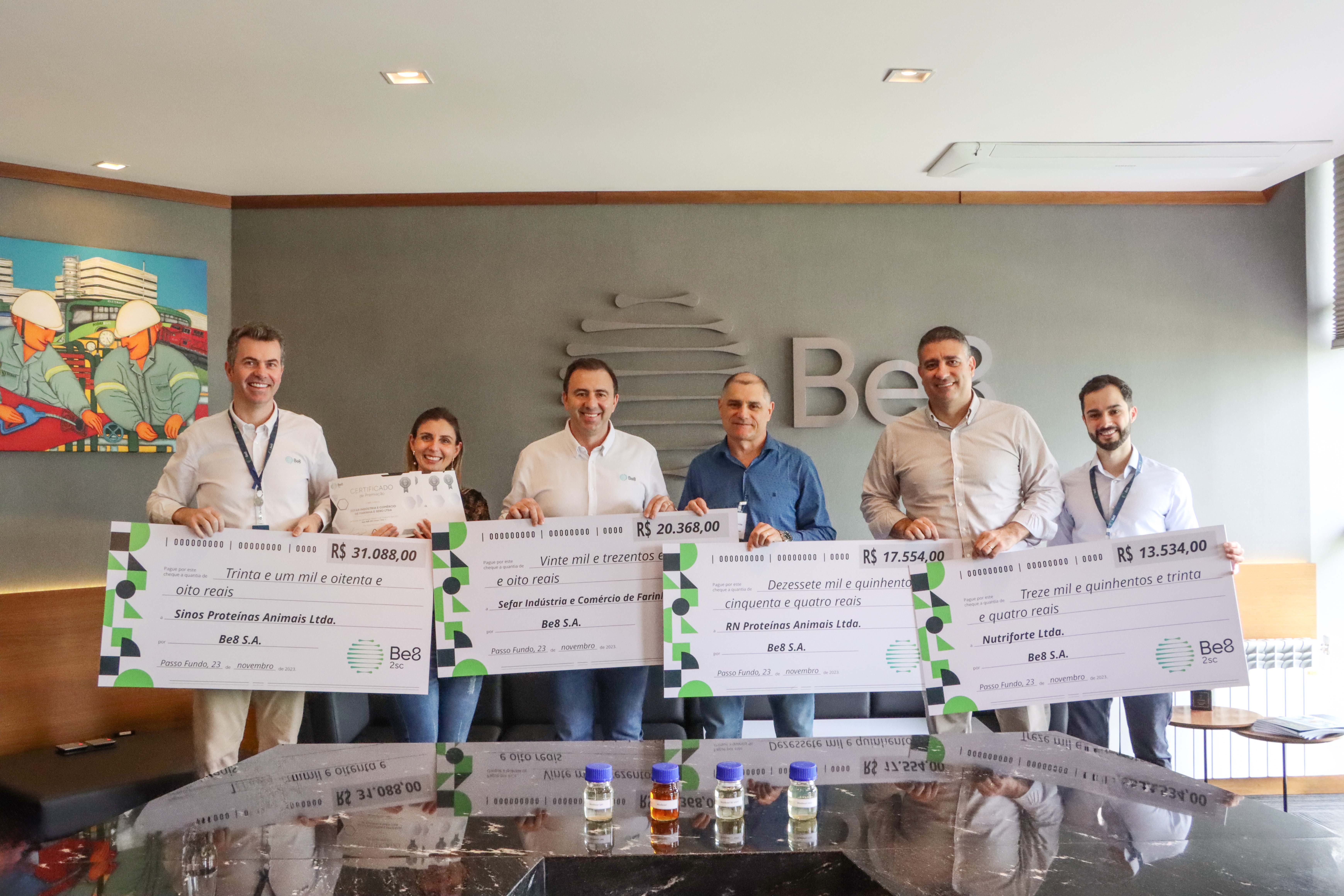 Be8 Realiza Entrega De Bônus E Certificados Aos Fornecedores Do